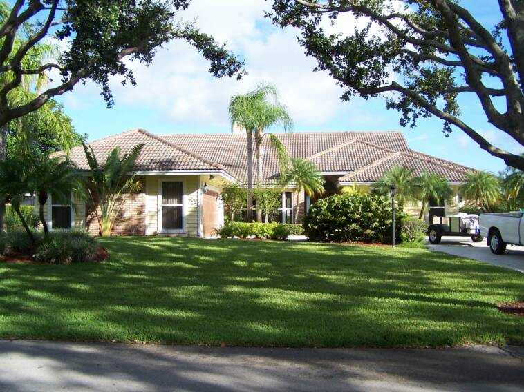 roof cleaning jupiter florida