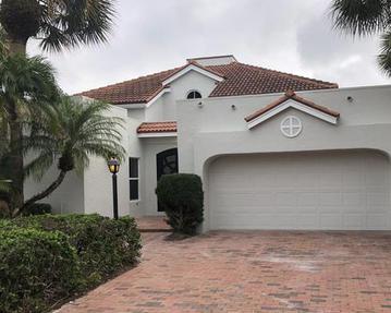 Low pressure roof cleaning Jupiter Florida