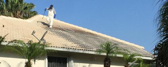 Low pressure roof cleaning jupiter florida